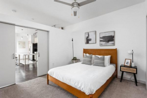 CozySuites l Lavish 1BR, Bottleworks Indy #4